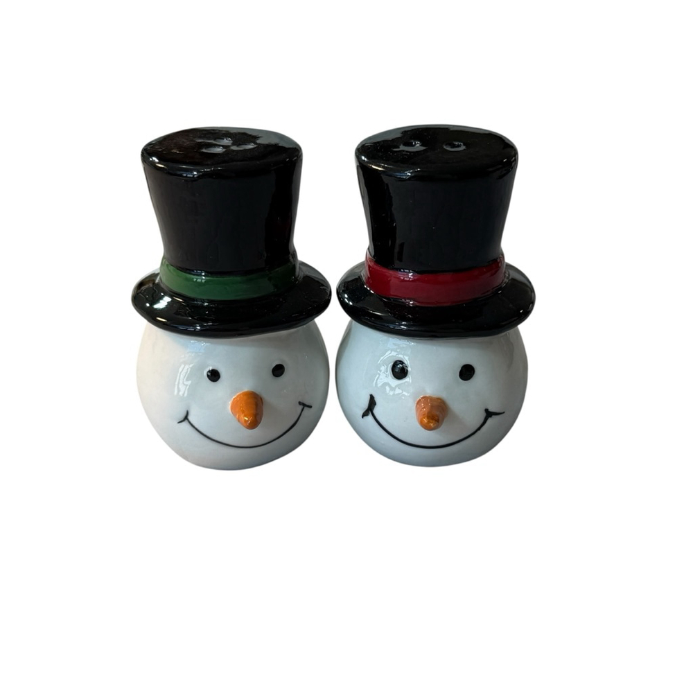 Snowman Salt and Pepper Shakers Set Christmas Holiday Ceramic Top Hat Cute